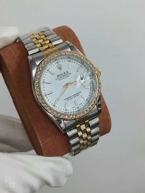 ブランド時計角部分ディテール